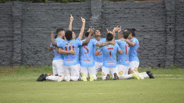 Resistencia vence a Sportivo Trinidense y acecha la punta