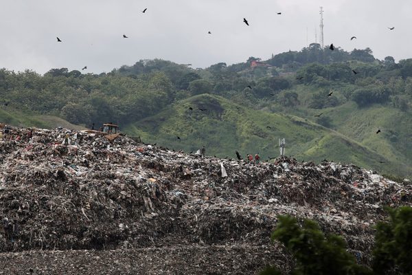 El mayor vertedero de Panamá es un "desastre ambiental y sanitario" - MarketData