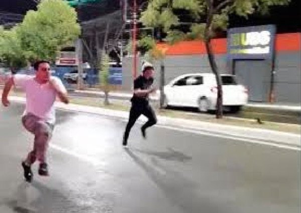 Crónica / En plena avenida le metieron carrera a pie