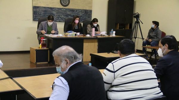 Ex contadora habla de las ganancias de los González Daher