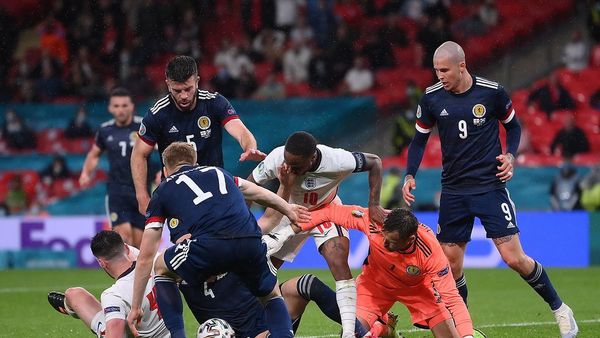 Duelo británico no deja heridos en Euro