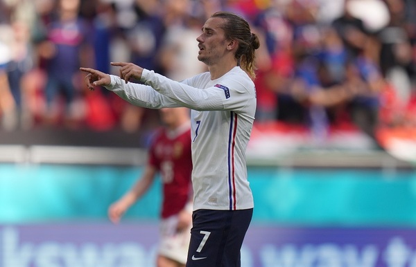 Eurocopa: Griezmann rescata a Francia ante una dura Hungría