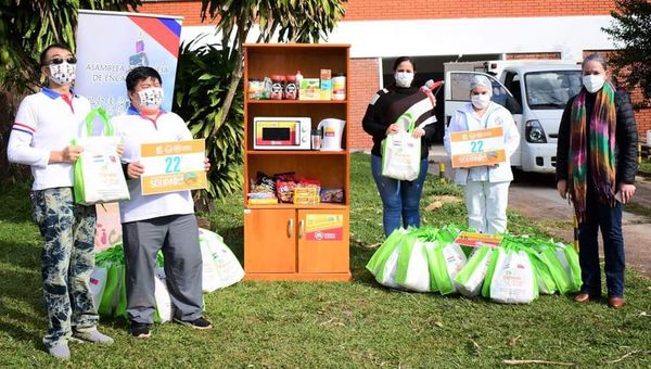 Reconocimiento ciudadano a médicos expresado a través de donaciones - Interior - ABC Color