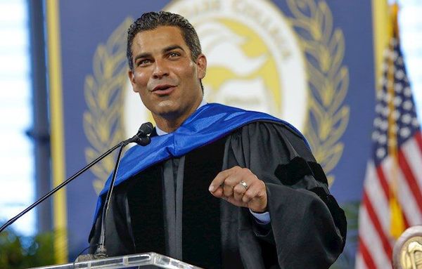 Conferencia del exilio cubano repasa los “crímenes de lesa humanidad” en Cuba - Mundo - ABC Color