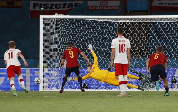Eurocopa: España vuelve a empatar y complica su clasificación
