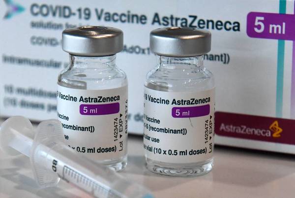 Paraguay: Cotenai aprobó uso de la AstraZeneca en mayores de 50 años - Noticiero Paraguay