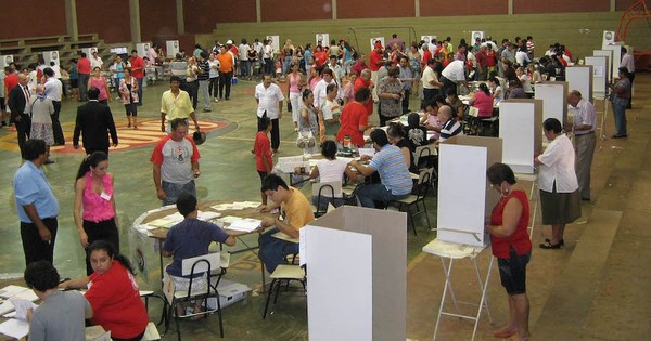 La Nación / Partidos políticos eligen a candidatos que los representarán en municipales