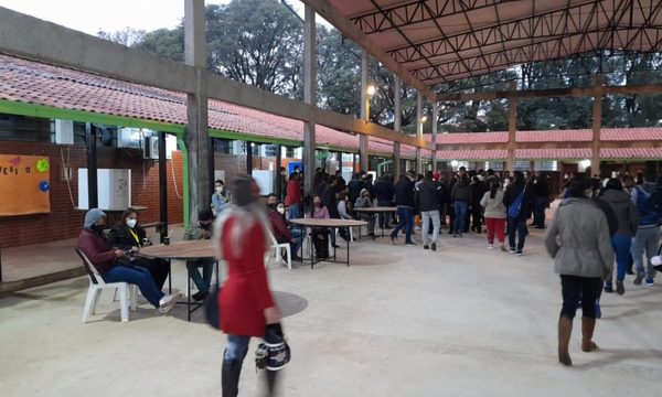 Dos colegios electorales habilitados en Franco para los colorados