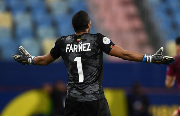 Ecuador, con todo para 'tumbar' el muro de Wuilker Faríñez en Venezuela