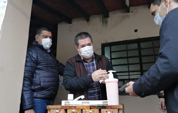 Elecciones: Horacio Cartes acudió a votar