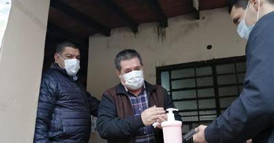 Horacio Cartes ya depositó su voto