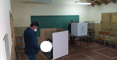 Descuido de entorno de Alegre permitió ver su voto - Nacionales - ABC Color