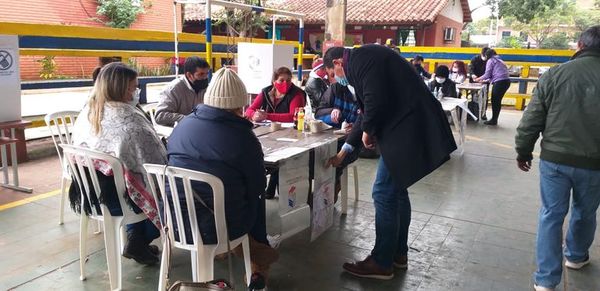 Jornada electoral sin muchos incidentes en Luque - Nacionales - ABC Color