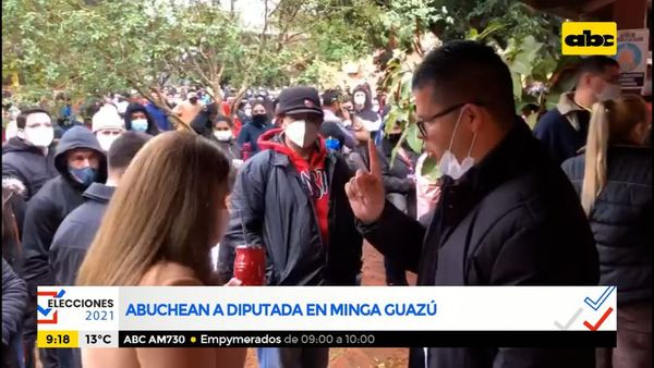 Abuchean a diputada por no cumplir función en mesa de votación - ABC Noticias - ABC Color