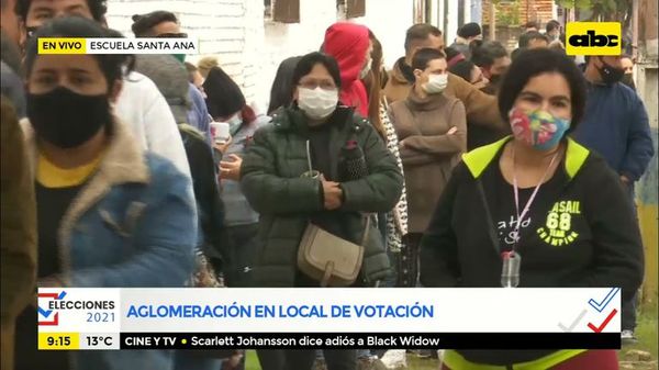 Aglomeración en los locales de votación - ABC Noticias - ABC Color