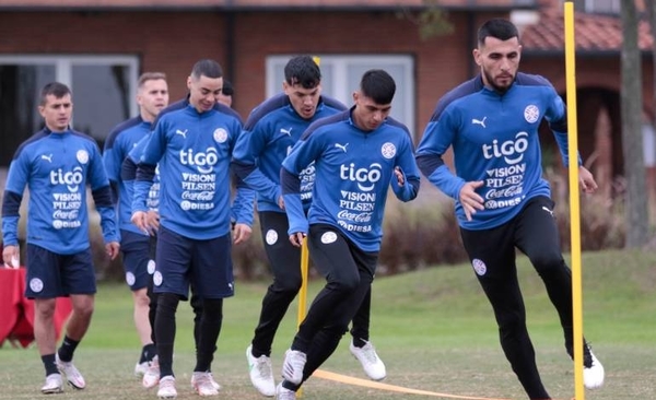 Diario HOY | La Albirroja cierra sus preparativos y viaja a Brasil