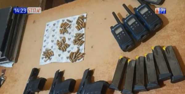 Caazapá: 3 detenidos por ingresar armados a local electoral | Noticias Paraguay