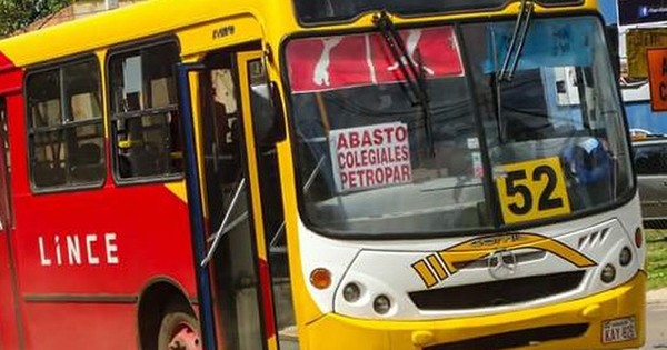 La Nación / Vecinos de Capiatá denuncian abandono de itinerario de la Línea 52 Lince