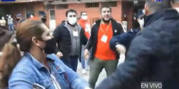 Grave pelea tras visita de Óscar “Nenecho” Rodríguez a local electoral | Noticias Paraguay