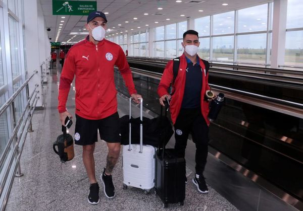 La Albirroja ya está en Brasilia - Fútbol - ABC Color