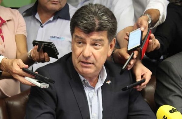 Efraín Alegre, reelecto presidente del directorio del PLRA - Megacadena — Últimas Noticias de Paraguay