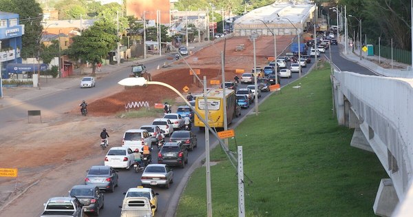 La Nación / Más de 50 vialeras podrían quedar sin trabajos, afirman