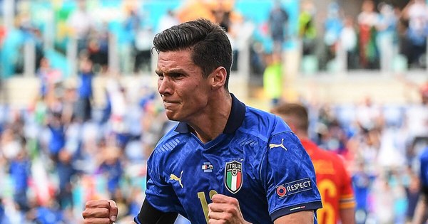 La Nación / Italia, primera y con récord