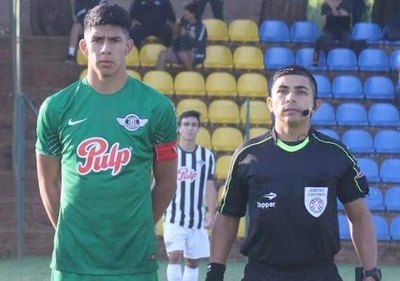 Crónica / ÁNGEL GONZÁLEZ. Gracias al Guma está en la Universidad