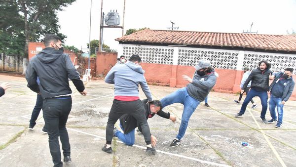 Baja participación y muchos votos blancos en las internas partidarias