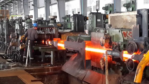 Escasez de oxígeno también mete en terapia intensiva a las industrias