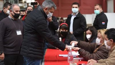 Marito optó por el silencio y Cartes llegó bien escoltado