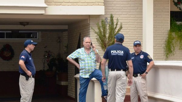 “RGD tiene cuentas en el exterior y la Fiscalía debe investigar”, afirman