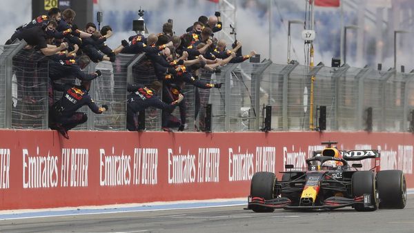 Verstappen saca su chapa de candidato