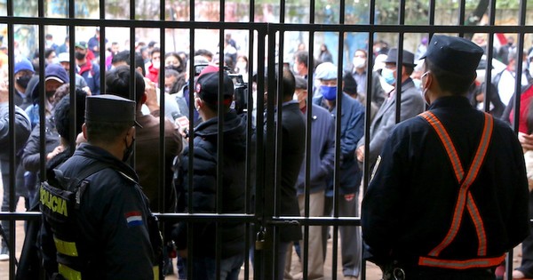La Nación / Se presentaron denuncias y detenciones en las internas