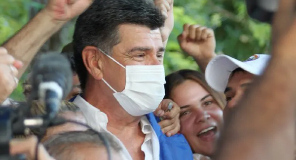 Con apretado resultado, Efraín Alegre es reelecto como presidente del PLRA - Noticiero Paraguay