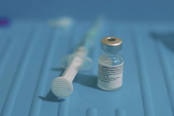 El R.Unido trabaja en vacunas de refuerzo y espera datos las próximas semanas - Mundo - ABC Color