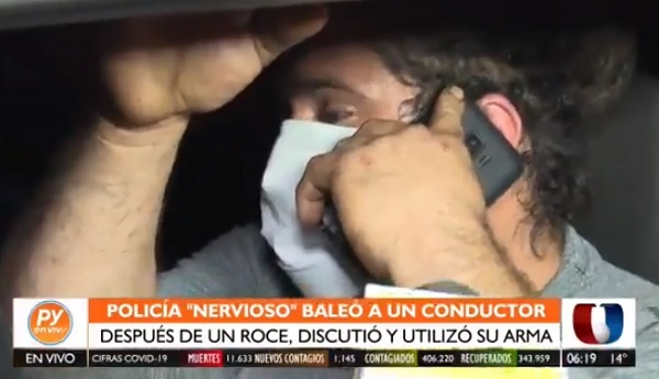 Policía balea a conductor tras roce