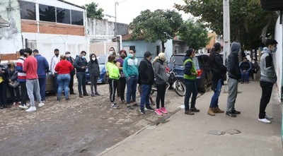 Participación electoral no fue menor de la habitual en internas simultáneas