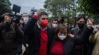 Nenecho le ganó por goleada al candidato de Mario Abdo