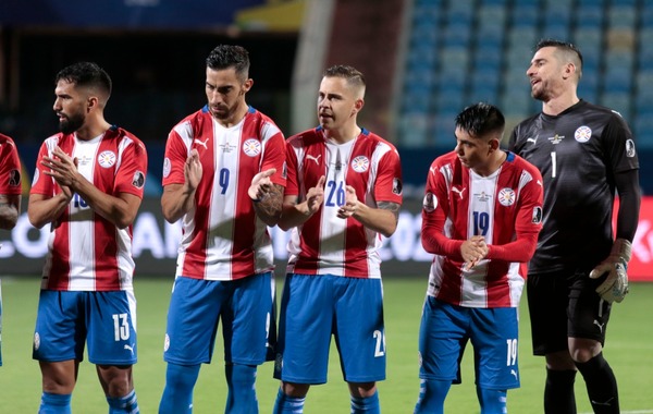 Paraguay enfrenta hoy a Argentina por la Copa América