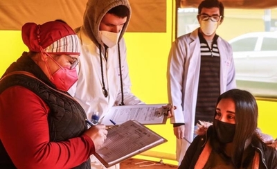 Diario HOY | Evalúan replicar día “E” para acelerar vacunación a embarazadas