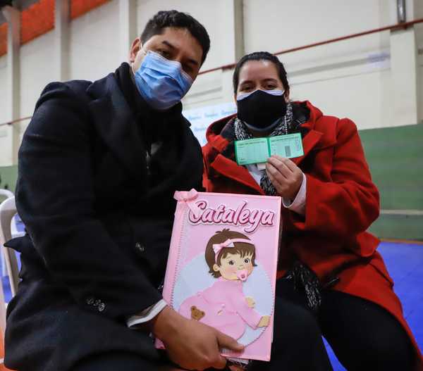 Más de 9.000 embarazadas ya fueron inmunizadas contra el coronavirus | .::Agencia IP::.