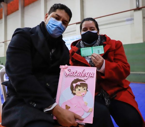 Más de 9.000 embarazadas ya fueron vacunadas contra el coronavirus - El Trueno