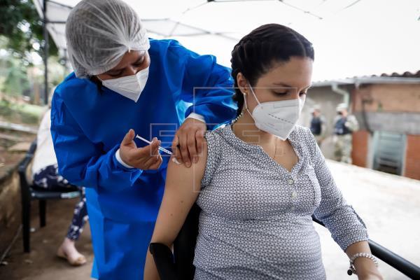Salud califica el día "E" como exitoso y hasta la fecha unas 9.500 mujeres embarazadas ya recibieron la dosis contra el Covid-19