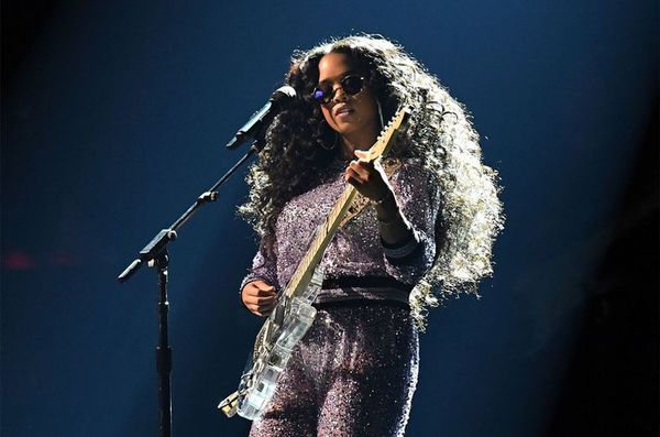 H.E.R lanza su nuevo disco “Back of My Mind”, lleno de colaboraciones - Espectáculos - ABC Color