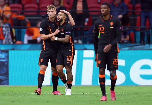 Holanda presenta sus credenciales al título - Fútbol Internacional - ABC Color