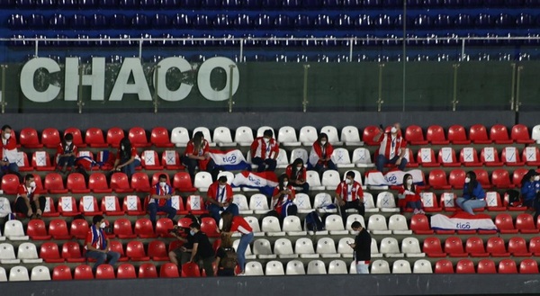 Vacunados asistirían a los partidos de la Albirroja por Eliminatorias