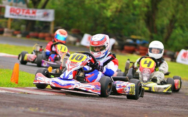 Emociones y estrategia en la cuarta del Karting nacional
