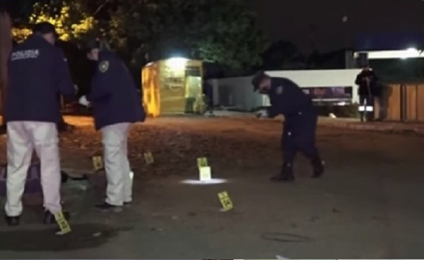 Policía borracho baleó a un automovilista - Noticiero Paraguay