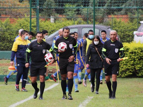Primera B: árbitros designados - Fútbol de Ascenso de Paraguay - ABC Color